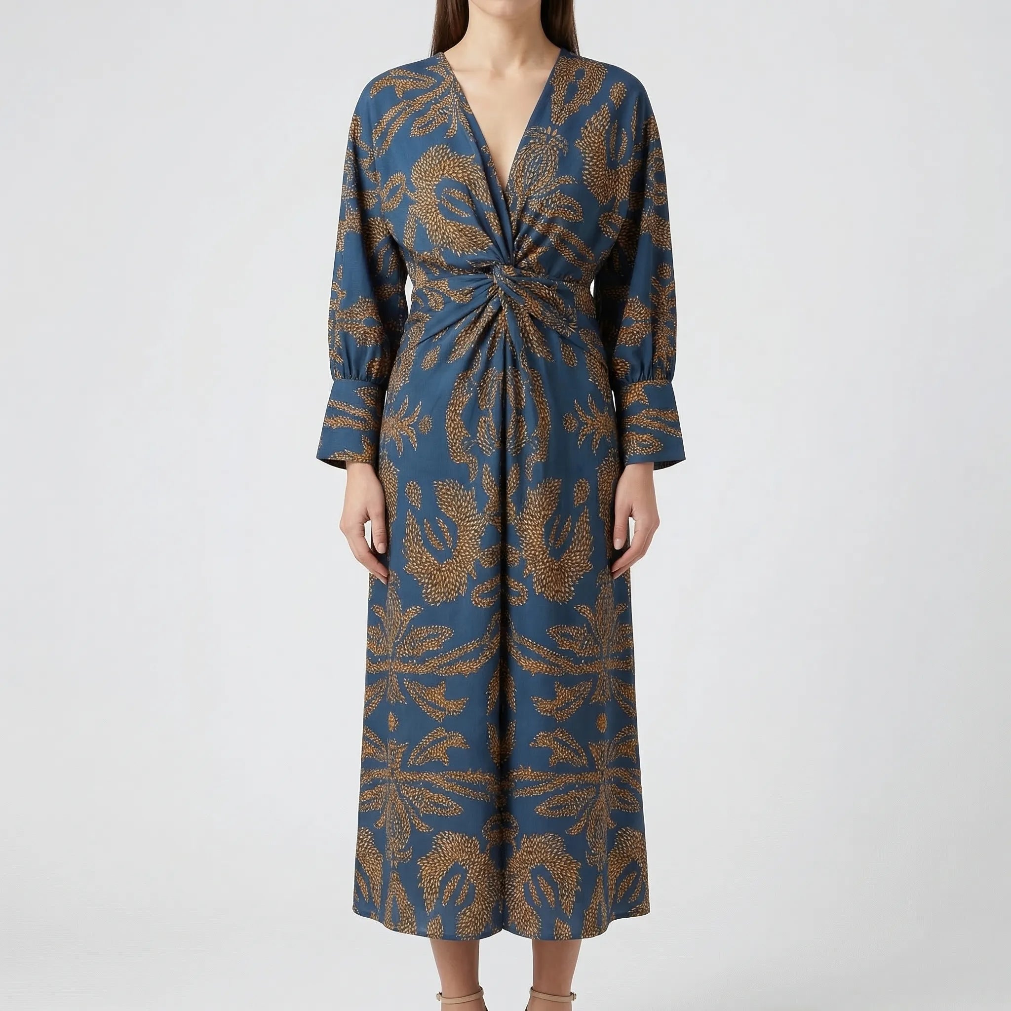 Velvoria - Long-Sleeved Artistic Print Midi Dress